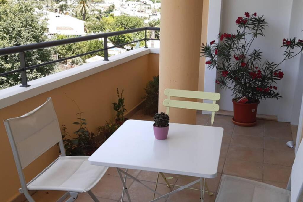 Central Apartment With Montgo View Jávea Exteriör bild